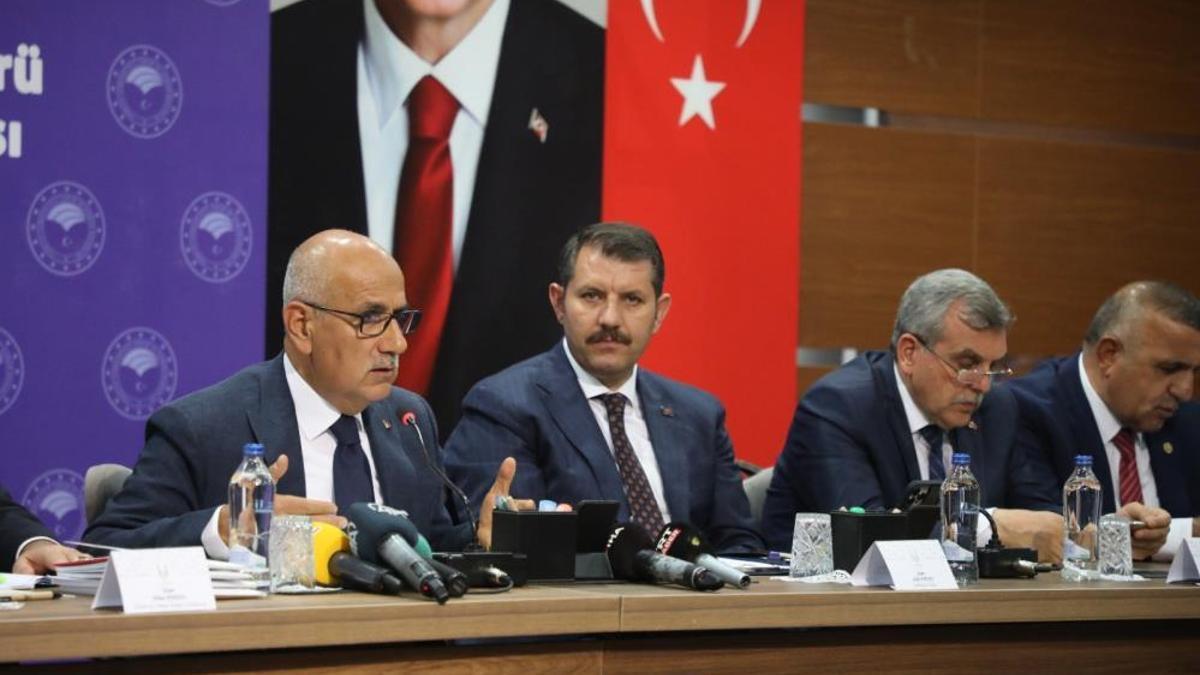 Bakan Kirişci duyurdu! Çiftçileri sevindiren açıklama