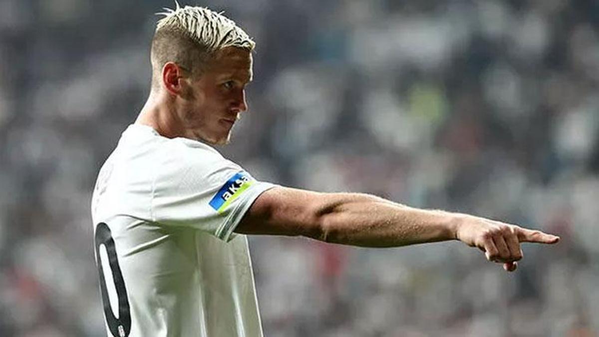 Ghezzal oyuna girdi Wout Weghorst birden değişti!