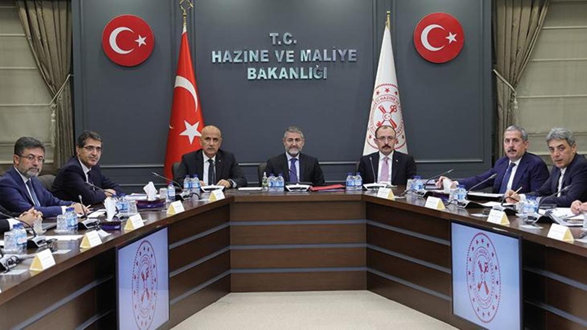 Uygun fiyatlı arpa ve mısır satışı tekrar başlıyor! Bakan Nebati açıkladı