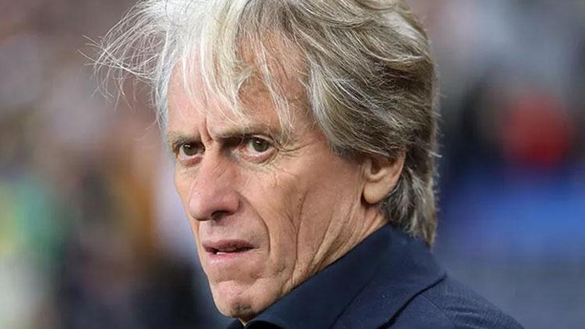Fenerbahçe'deki iki sakatlığı açıkladı! 'İkisi de bir süre takımda olmayacak'