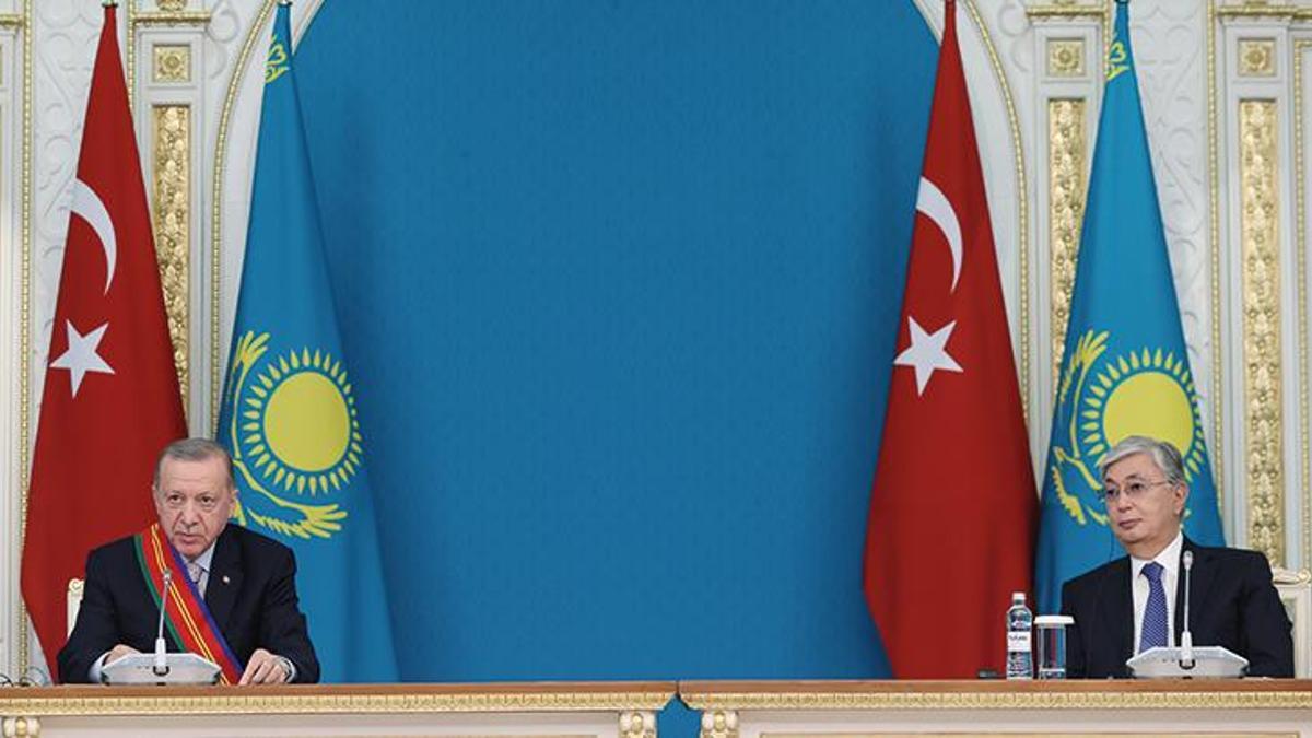 Cumhurbaşkanı Erdoğan'dan Kazakistan'da işbirliği mesajı: 20 anlaşma imzalandı