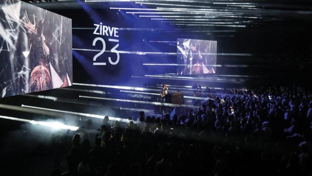 Zirve 23, Türkiye’nin dört bir yanından gençlerle buluşuyor