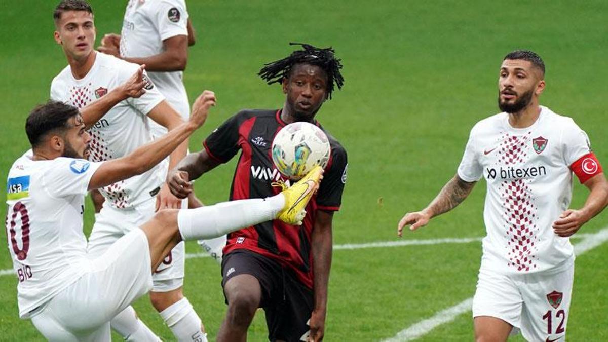 Fatih Karagümrük Hatayspor karşısında 3 puanı 3 golle aldı