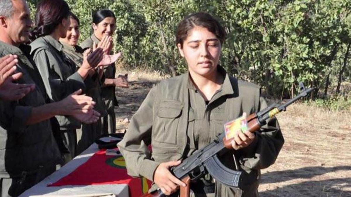 Teröristlerle silahlı fotoğrafı ortaya çıkan İBB çalışanı hakim karşısında
