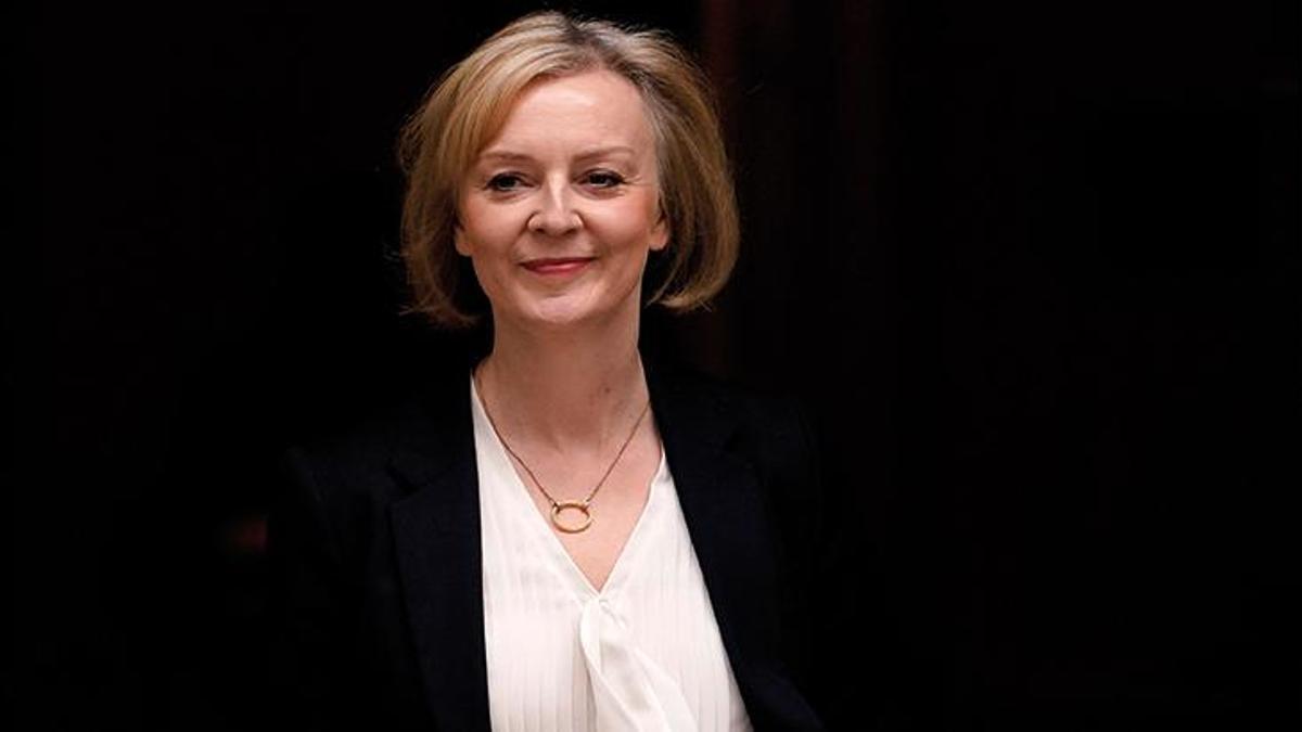 İngiltere Başbakanı Liz Truss istifa etti