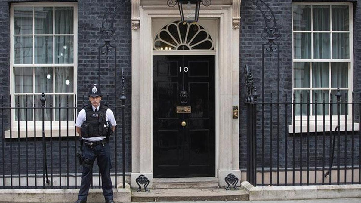 İngiltere Başbakanı nasıl seçilecek? 10 Numara'da kim oturacak? İngiltere Başbakanlık oylaması ne zaman, saat kaçta?