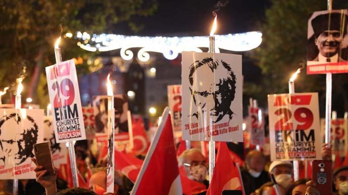 29 Ekim konserleri! Cumhuriyet Bayramı konserlerine kimler, nerede katılacak? 29 Ekim konserleri ücretsiz mi?