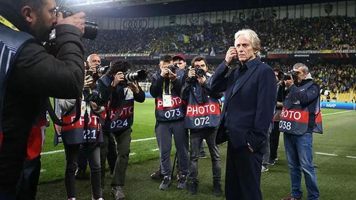 Jorge Jesus'un gözü Zico'da! "Onun adımlarını takip etmek benim için bir mutluluk"