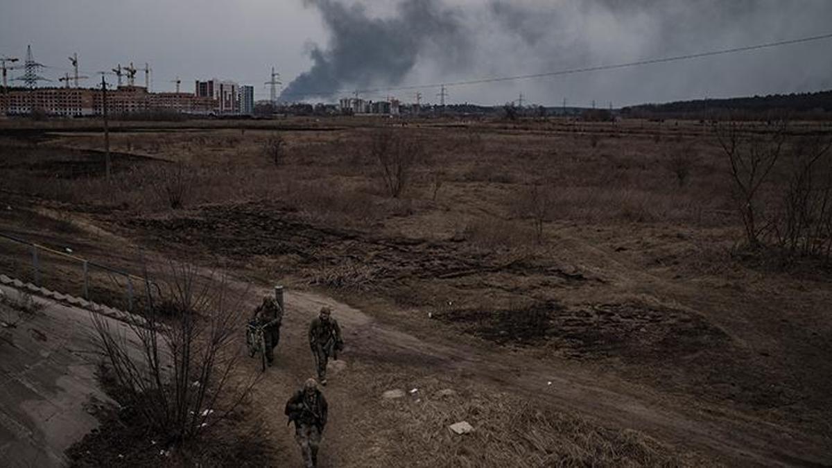 Ukrayna'nın başkenti Kiev'de peş peşe patlama