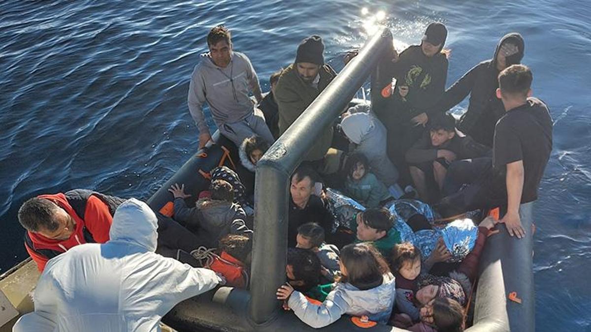 Ege denizinde göçmen hareketliliği: 130 göçmen kurtarıldı