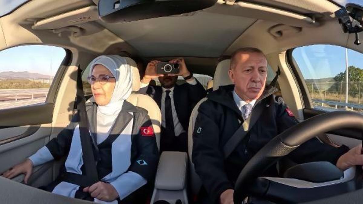 Cumhurbaşkanı Erdoğan'dan 'Togg' paylaşımı