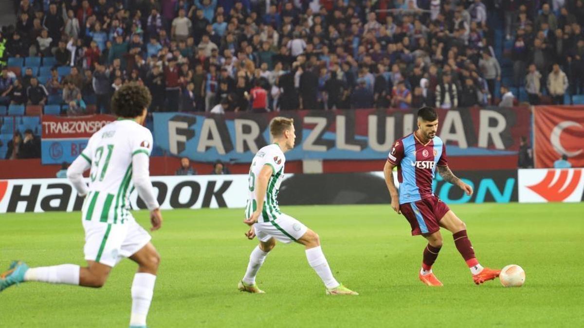 Trabzonspor, yoluna Avrupa Konferans Ligi Play-Off Turu'nda devam edecek