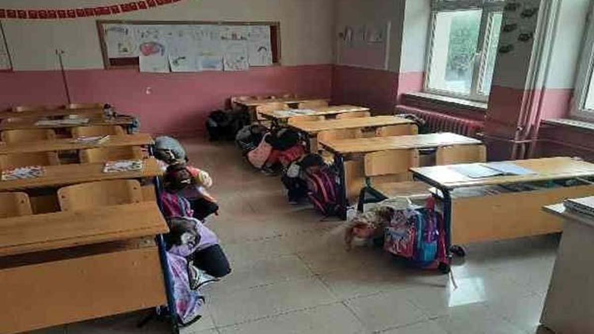 Deprem tatbikatı ne zaman yapılacak, ülke geni deprem tatbikatı saat kaçta olacak? 12 Kasım deprem tatbikatı!