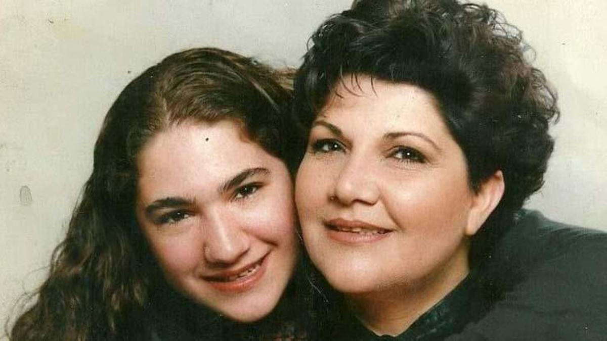 Elif Çetinel kimdir, neden öldü? Hayatını kaybeden Elif Çetinel’in hastalığı neydi, kaç yaşındaydı?