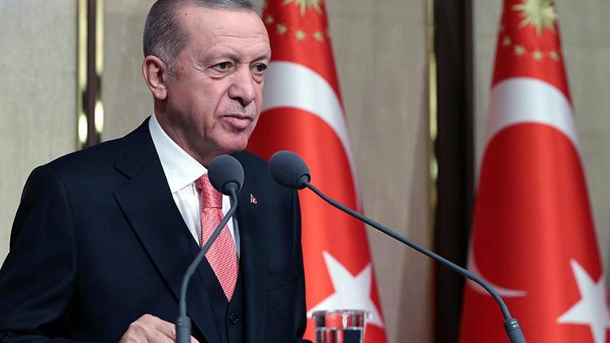 Türk Devletleri Teşkilatı Zirvesi'nde Erdoğan'a çifte nişan verilecek