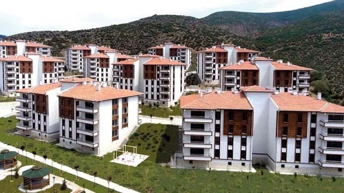 TOKİ kura çekimi canlı yayın izleme linki! YOUTUBE TOKİ kura çekilişi canlı yayın nasıl izlenir? İşte Ardahan ve Şırnak TOKİ canlı çekiliş izle
