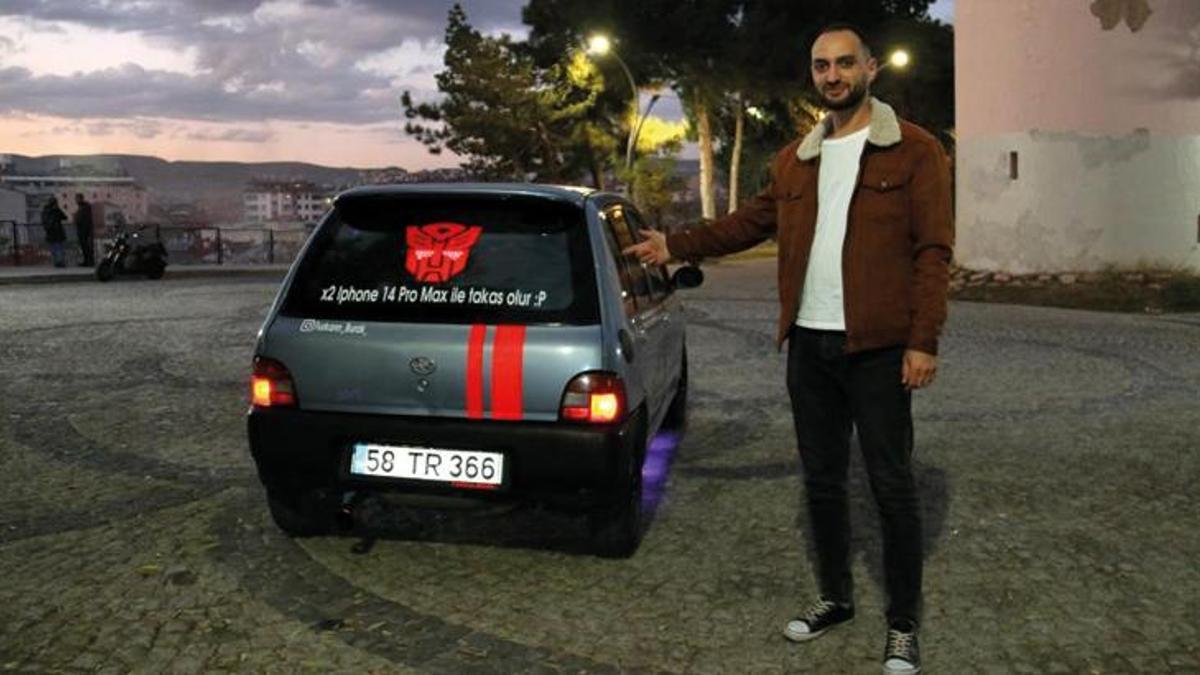 Yok böyle takas! Araçtaki ilanı gören telefona sarılıyor