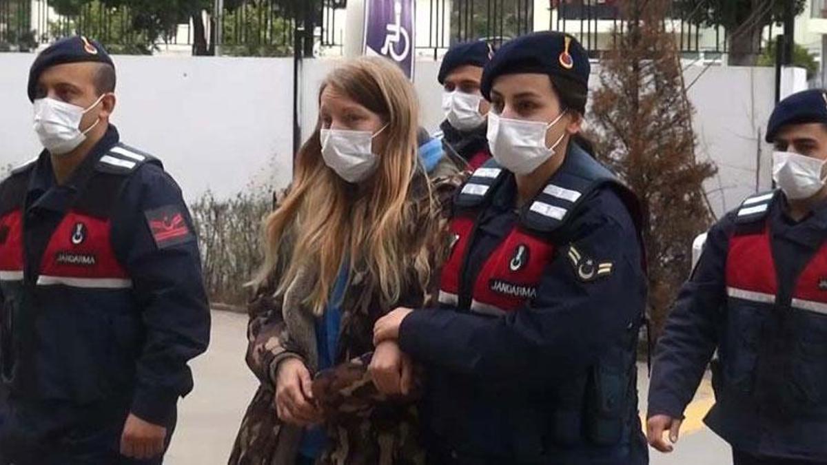 Üçlü ilişki cinayeti sanığı: Kavga ettik, elinden bıçağı almak için uğraştım