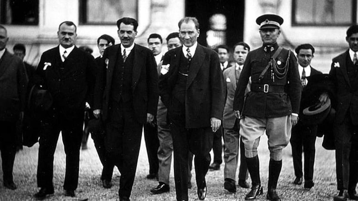 Türkiye Ata’sını anıyor! 84 yıldır bitmeyen özlem