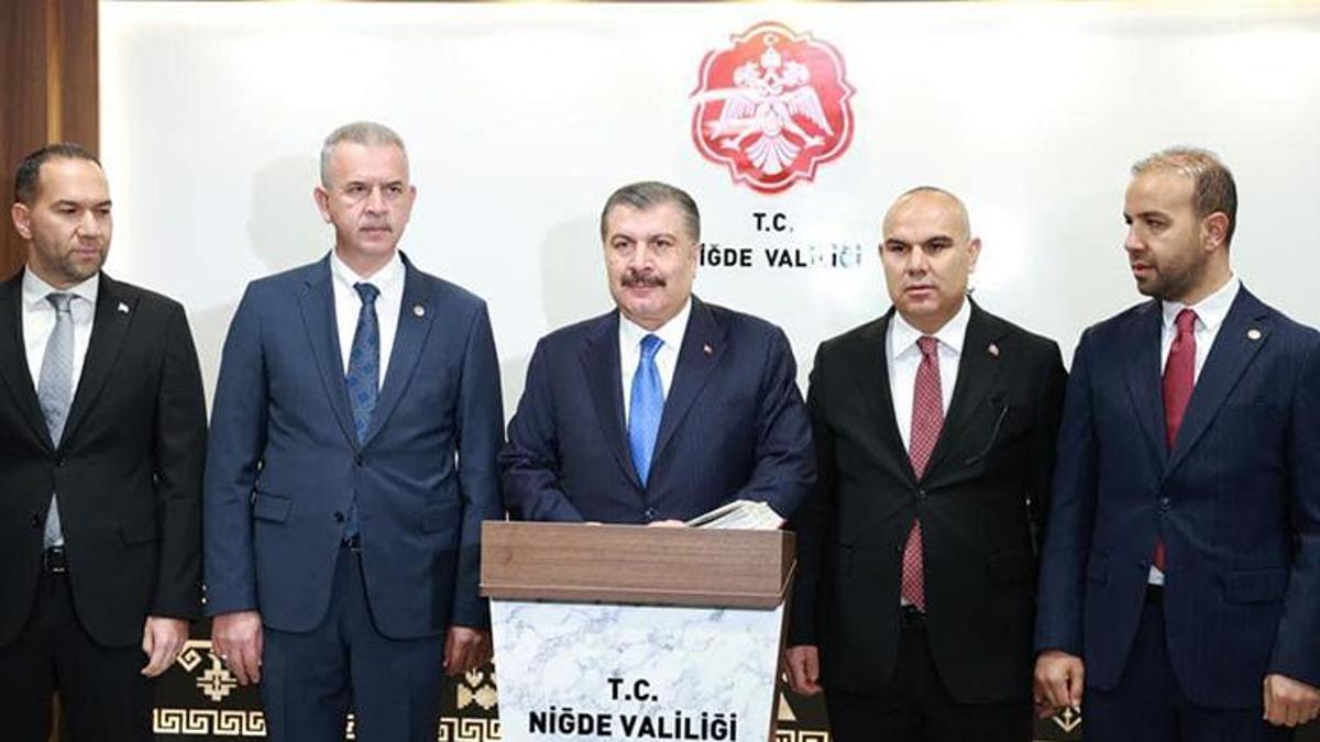 42 bin 500 sağlık çalışanı alınacak! Bakan Koca duyurdu