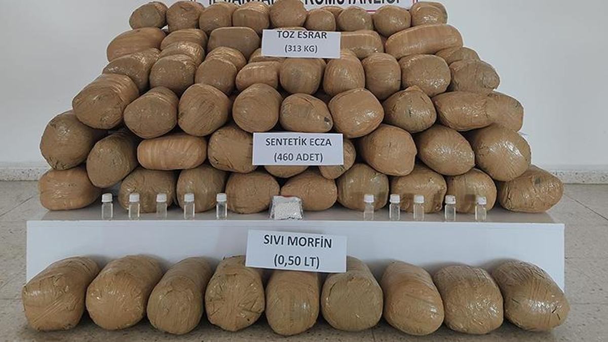 Bakan Soylu duyurdu! Van'da 313 kilogram toz esrar ele geçirildi