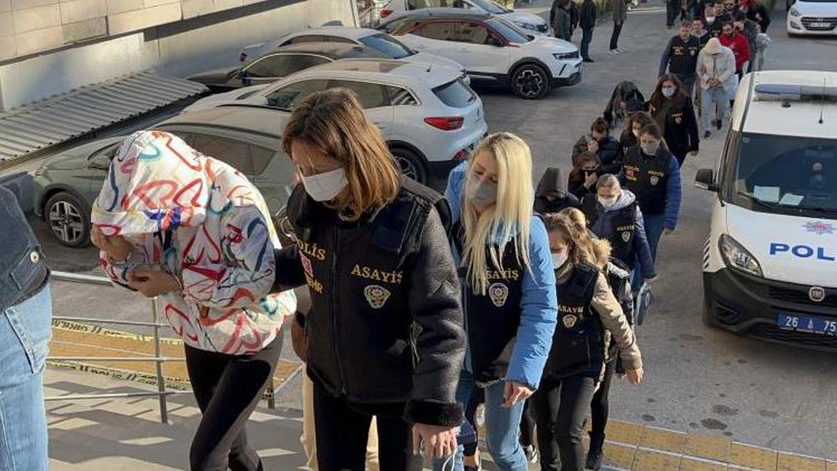 11 ildeki dolandırıcılık operasyonunda 20 kişi tutuklandı
