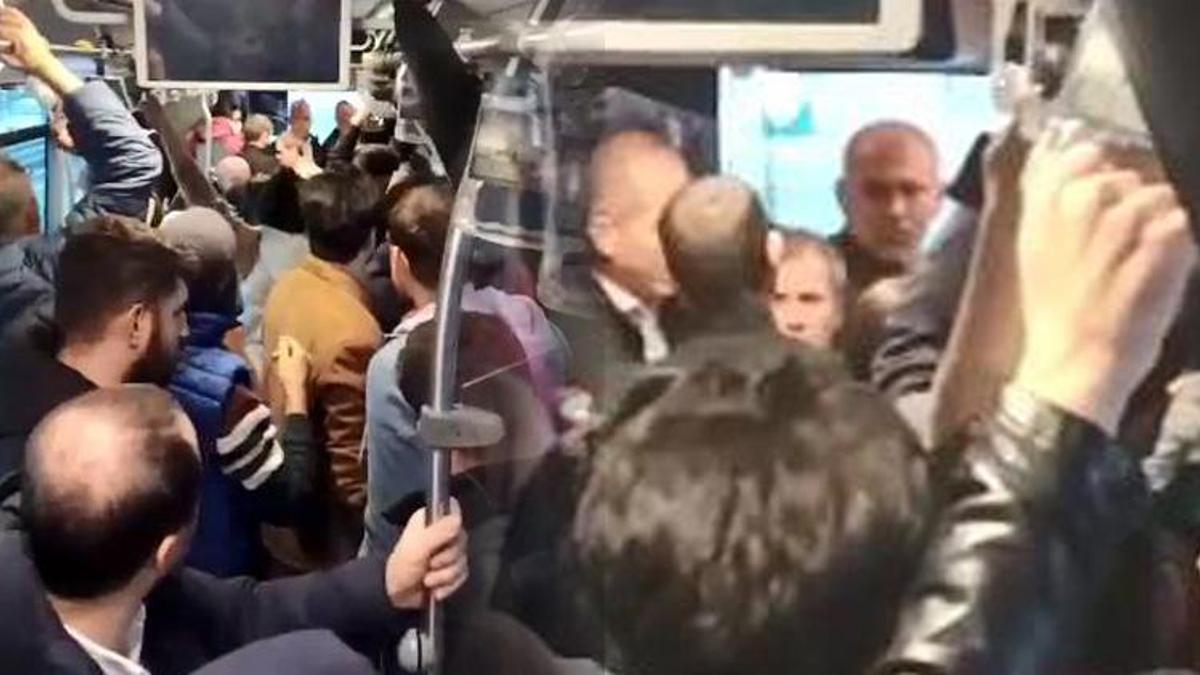 Metrobüste taciz iddiasına linç girişimi
