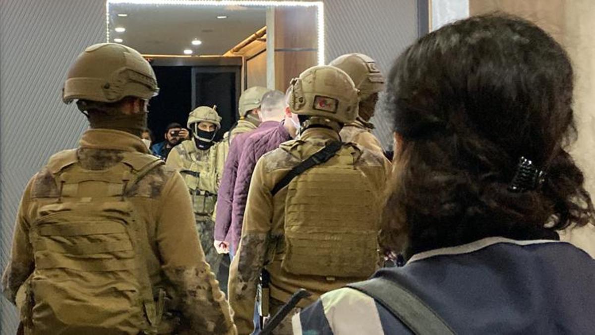 Mersin'de organize suç örgütlerine şafak operasyonu! 51 gözaltı kararı