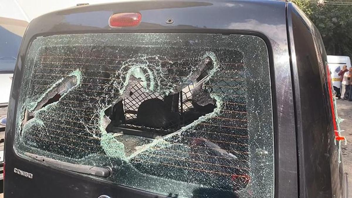 Otoparkta sopalı yol verme kavgası! Yaralılar var