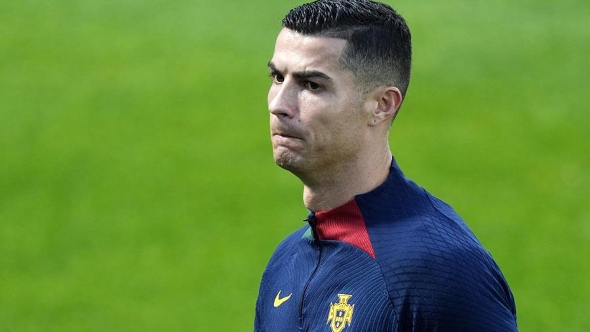 Manchester United, Cristiano Ronaldo'nun sözleşmesini feshetti