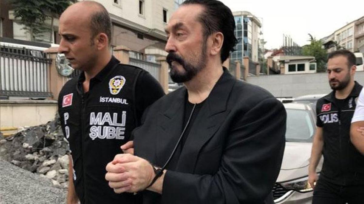 Mahkeme kararını açıkladı! Adnan Oktar'a 8 bin 658 yıl hapis cezası