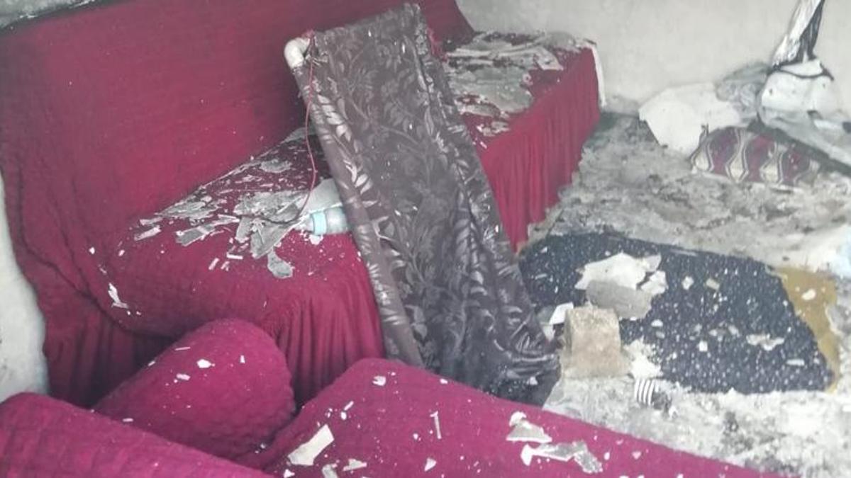 Evde çıkan yangında 3 kardeş yaralandı