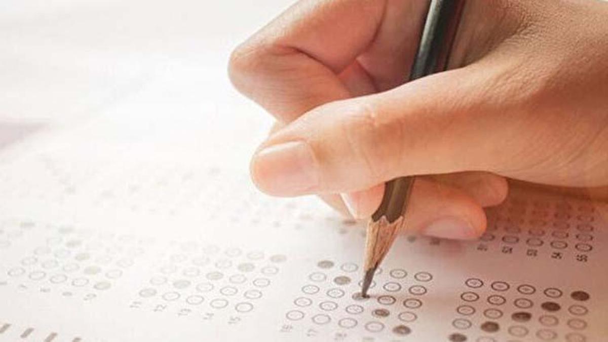 MEB Uzman Öğretmenlik Sınavı soruları ve cevapları! 2022 Uzman öğretmenlik sınavı soruları yayınlandı mı? PDF soru kitapçığı ve cevap anahtarı!