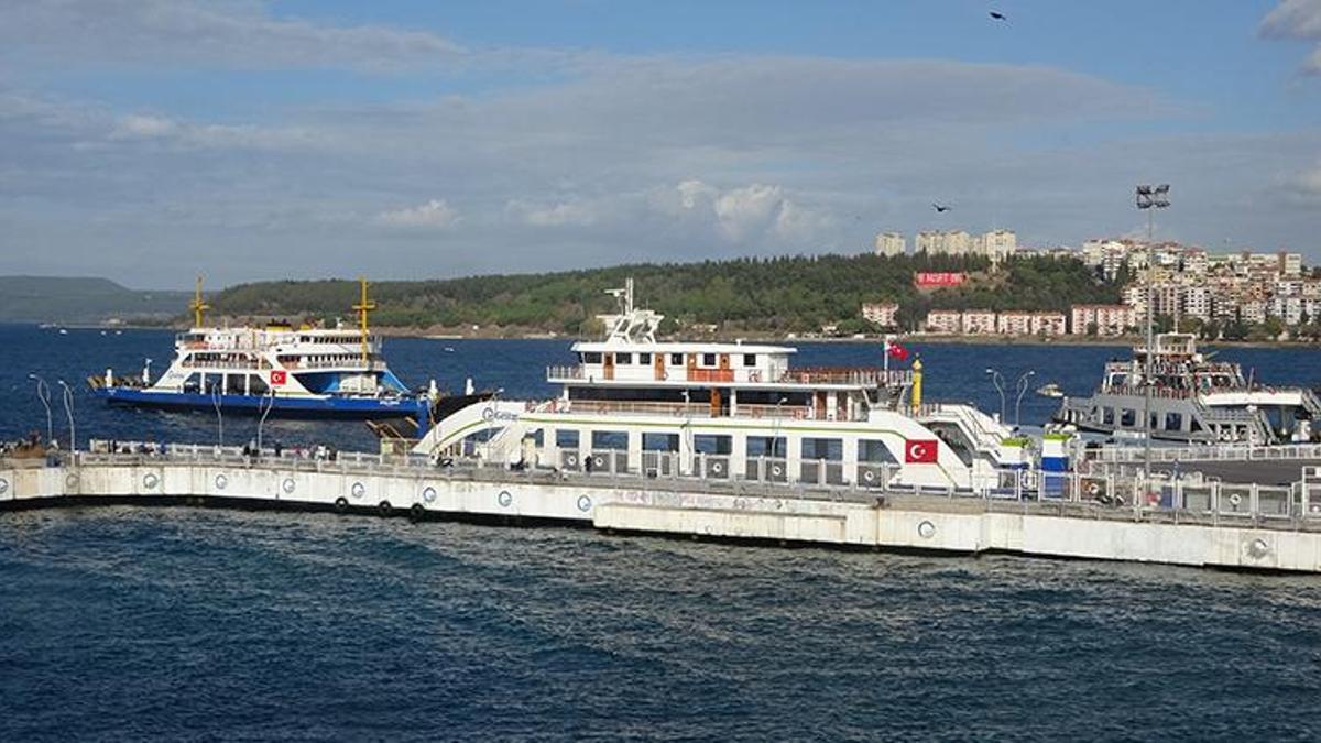 Gökçeada ve Bozcaada’ya yarınki feribot seferlerine fırtına engeli