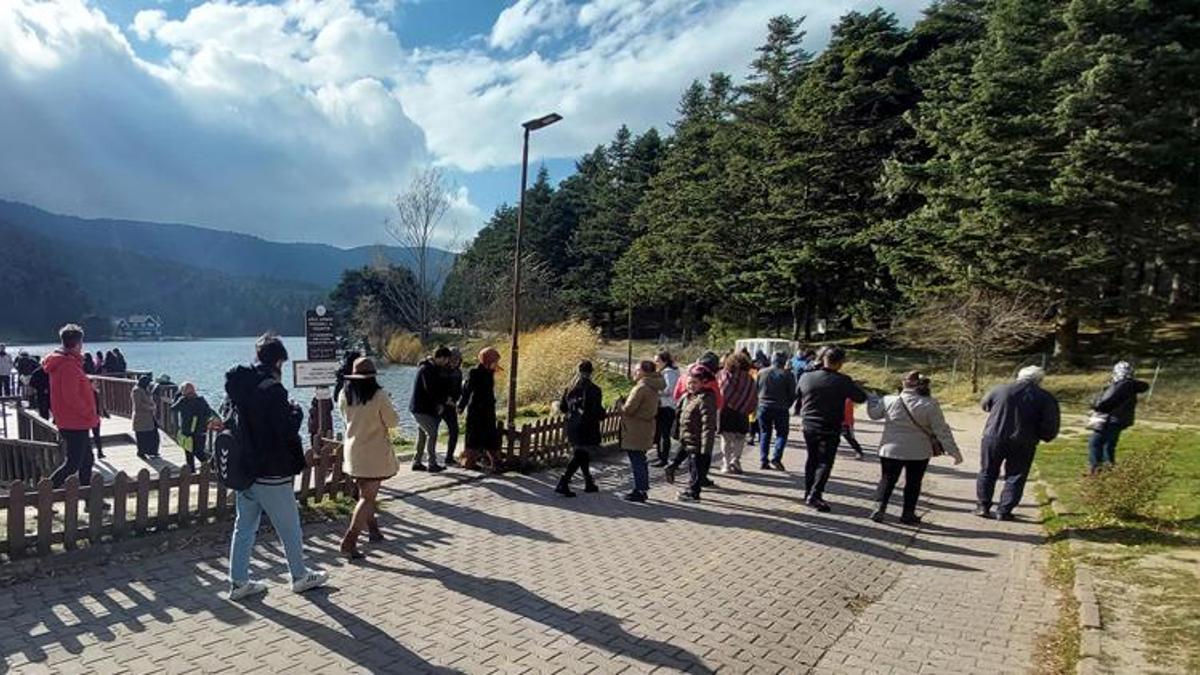 Gölcük Tabiat Parkı'nda ara tatil yoğunluğu