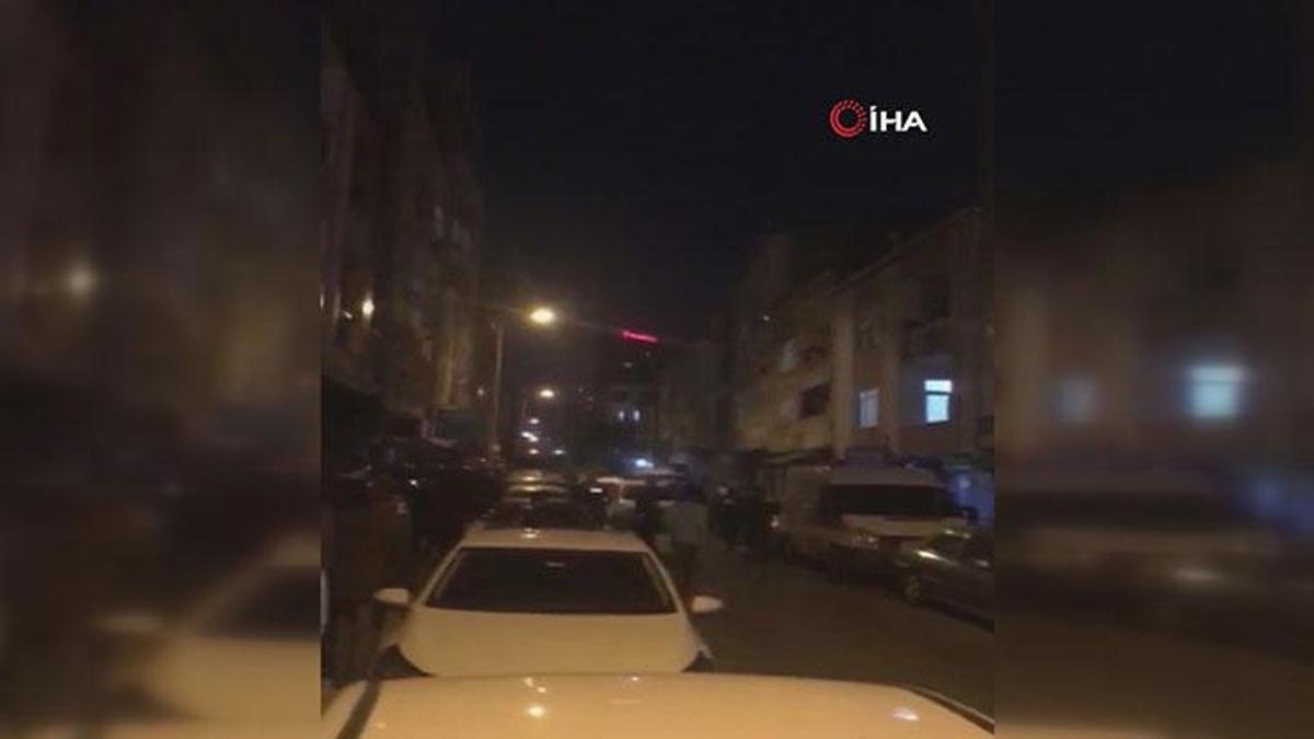 Küçükçekmece’de iki grup arasında taşlı sopalı kavga!