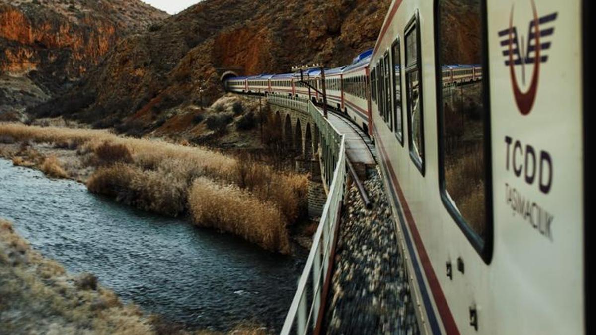 Doğu Ekspresi'nde bilet fiyatları 1300 lira oldu! Dikkat çeken '270 lira' açıklaması