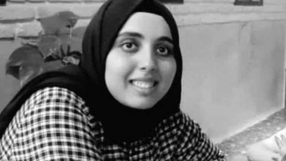 Şehit öğretmen Ayşenur Alkan kimdir, kaç yaşındaydı? Ayşenur öğretmen Gaziantep’te okula düzenlenen roketli saldırıda şehit oldu!