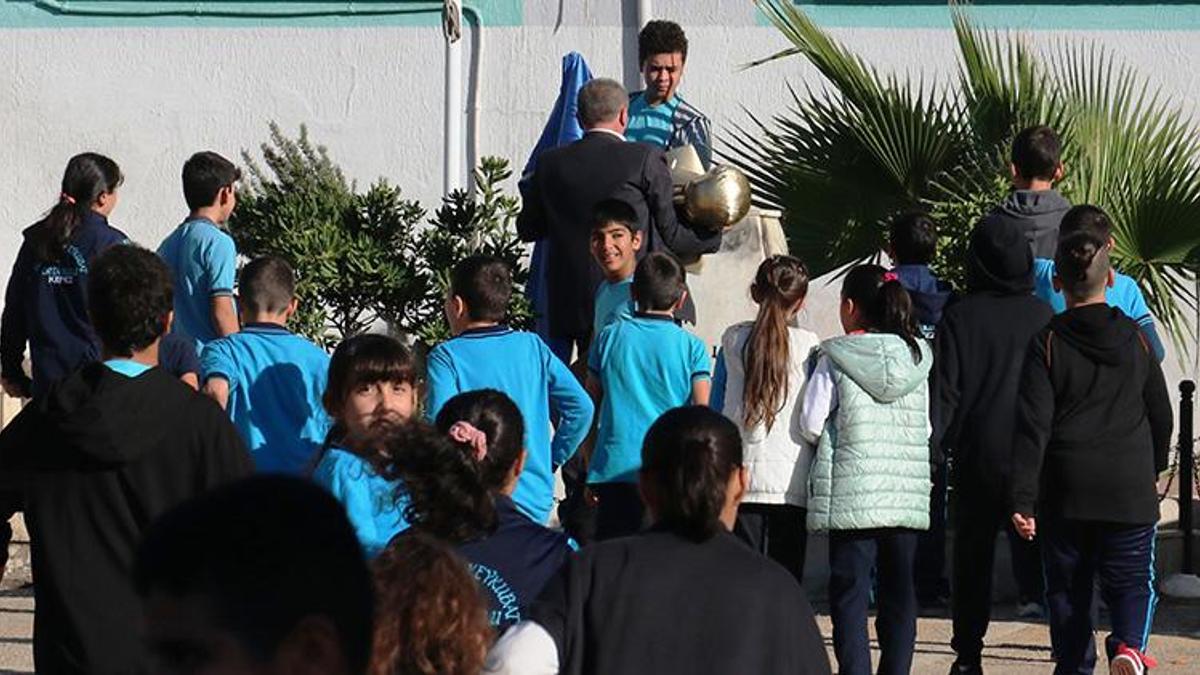 Atatürk büstüne zarar veren şüpheli tutuklandı