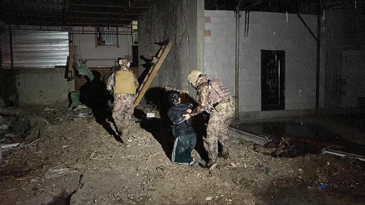 Terör örgütüne operasyon! Kaçmaya çalışırken yakalandı