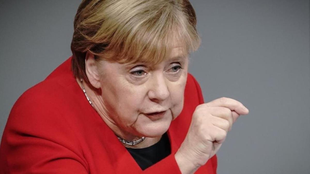Merkel'den Putin itirafı: Putin, politik açıdan işiniz bitti mesajı verdi