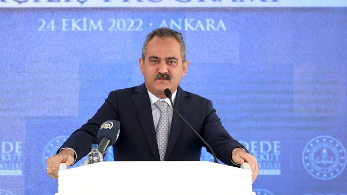 Bakan Özer 'İlk kez hazırladık' diyerek duyurdu!