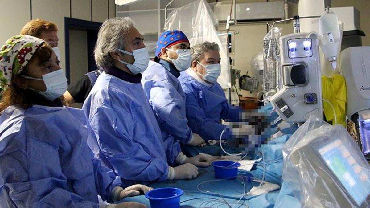 15 günde 2 kez felç geçirdi, operasyonla sağlığına kavuştu