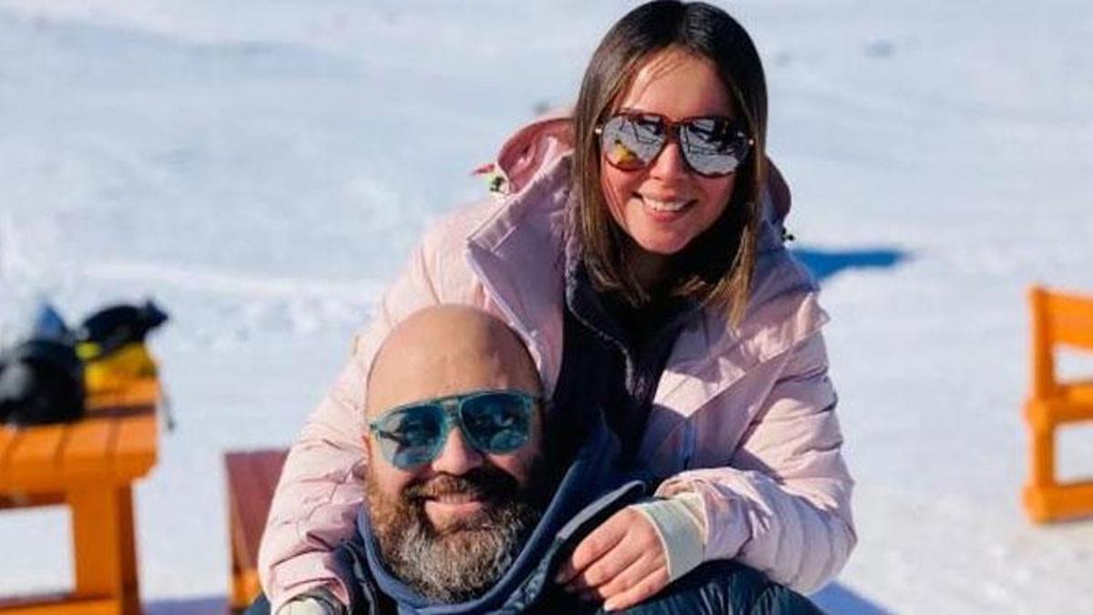 Somer Sivrioğlu sevgilisiyle aşk pozu verdi!