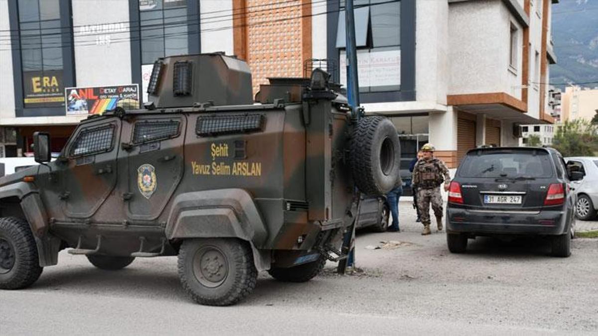 Barışmak için iş yerine çağırdığı kardeşiyle tartıştı, yengesini öldürdü