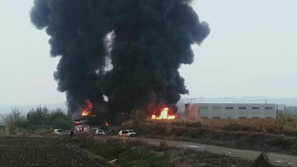 Denizli'de kimya fabrikasında yangın