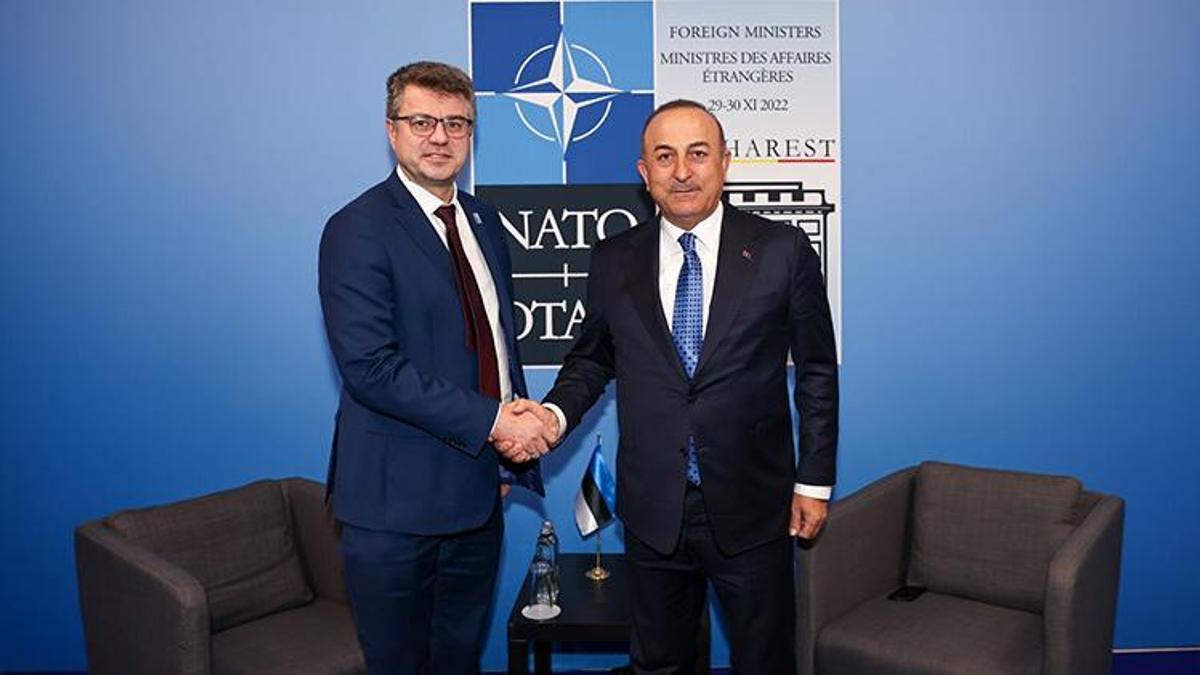Bakan Çavuşoğlu, Estonyalı ve Portekizli mevkidaşlarıyla görüştü