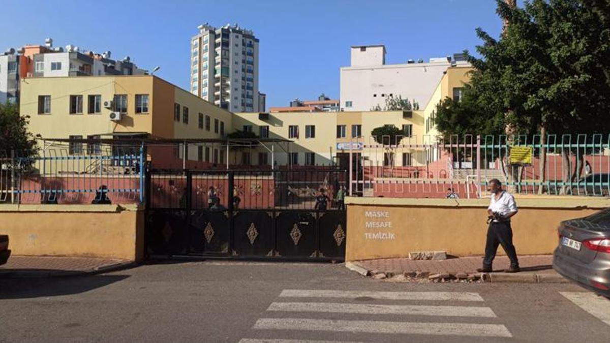 12 yaşındaki kız okul tuvaletinde sınıf arkadaşını öldürdü! Hortumla dövdü, defalarca bıçakladı