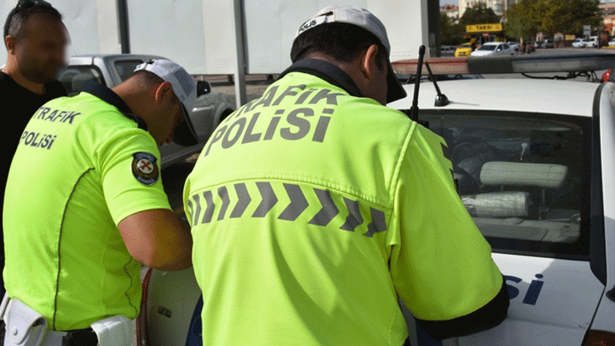 Beşiktaş’ta dronlu trafik denetiminde kurallara uymayan sürücülere ceza yağdı