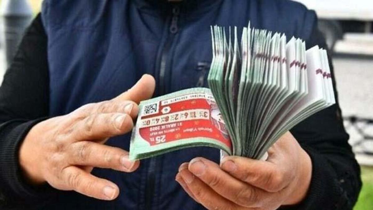 Yılbaşı bilet fiyatları ne kadar? Milli Piyango 2023 Çeyrek, yarım tam yılbaşı bileti fiyatları!